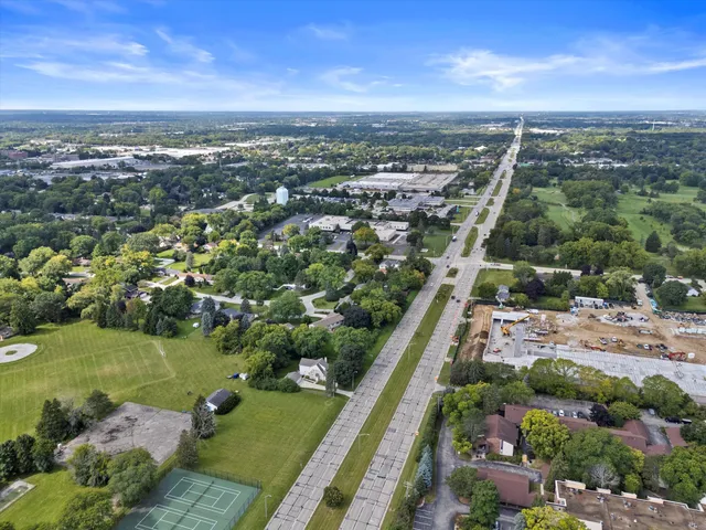 $159,900 | 2230 Good Hope Road, Unit 25, Glendale, WI 53209