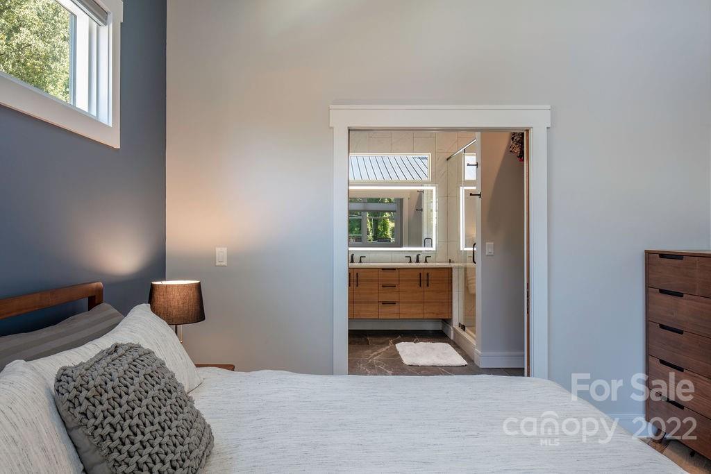 360 London Road Asheville, NC 28803 - Photo 10 of 27 Gallery Image 10