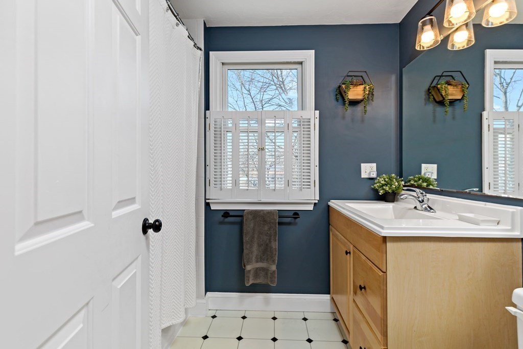 15 Dayton Road Scituate, MA 02066 - Photo 23 of 40 Gallery Image 23