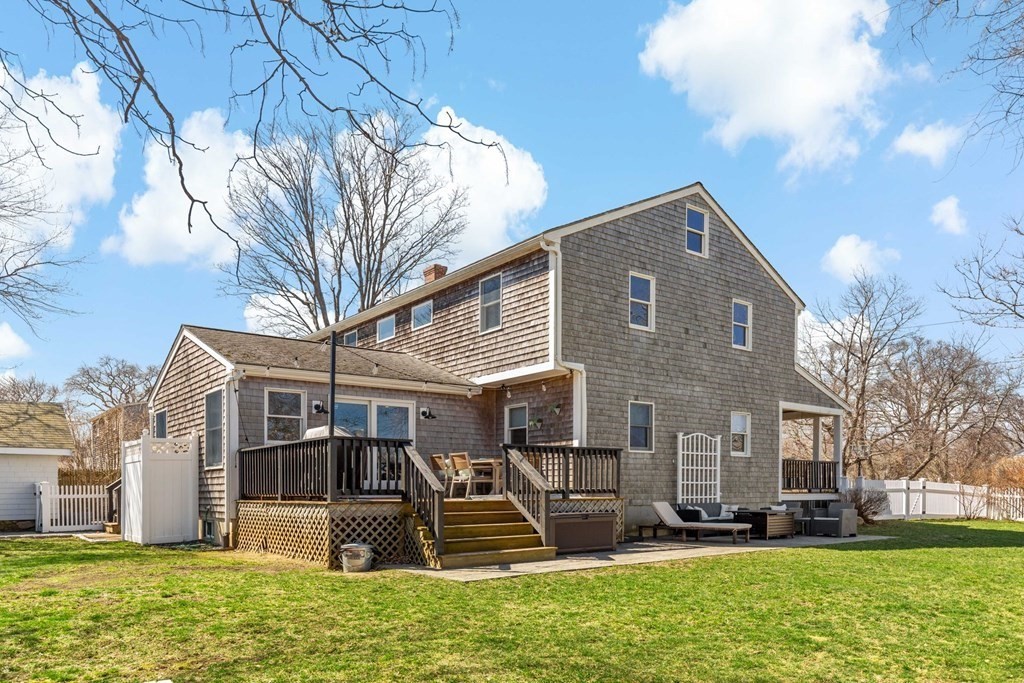 15 Dayton Road Scituate, MA 02066 - Photo 4 of 40 Gallery Image 4