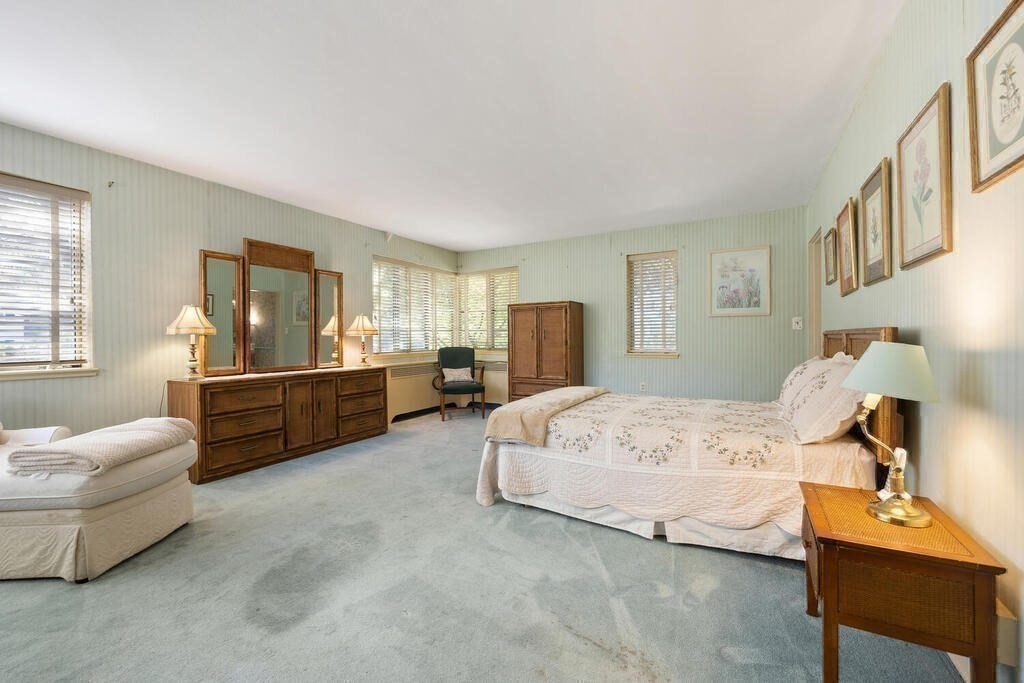 39 Everett Avenue Winchester, MA 01890 - Photo 16 of 39