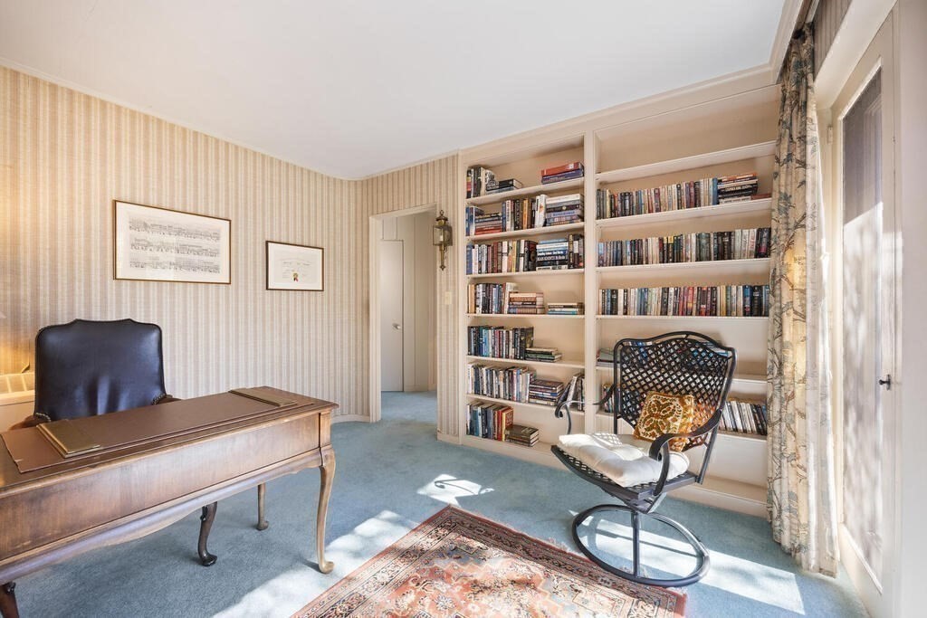 39 Everett Avenue Winchester, MA 01890 - Photo 19 of 39