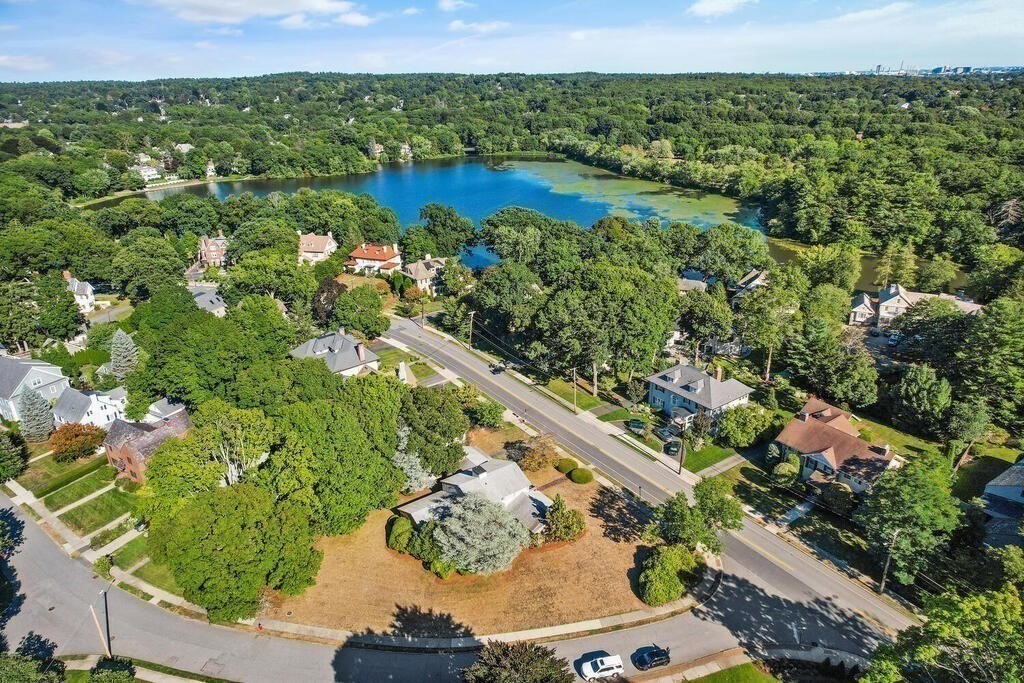 39 Everett Avenue Winchester, MA 01890 - Photo 2 of 39