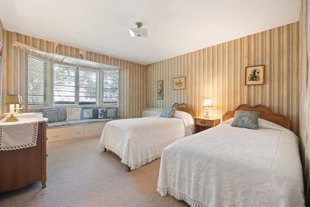 39 Everett Avenue Winchester, MA 01890 - Photo 21 of 39