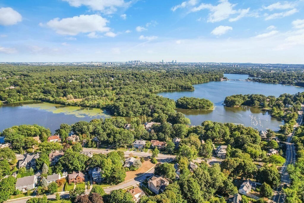 39 Everett Avenue Winchester, MA 01890 - Photo 36 of 39