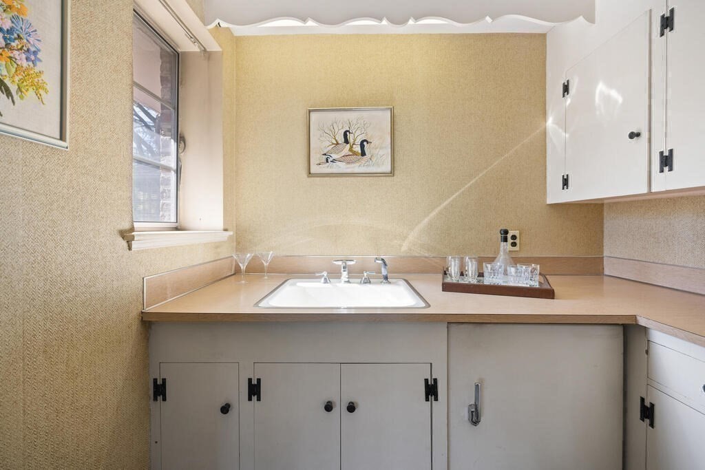 39 Everett Avenue Winchester, MA 01890 - Photo 8 of 39