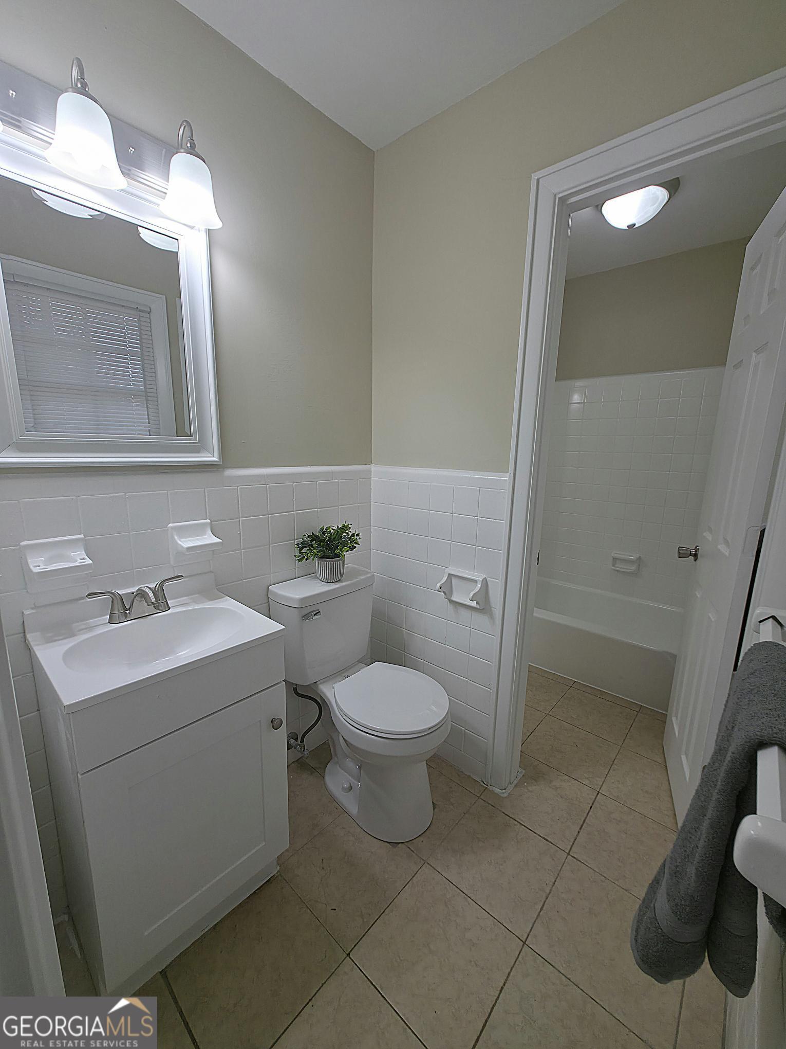 560 Vincent Drive Athens, GA 30607 - Photo 12 of 17