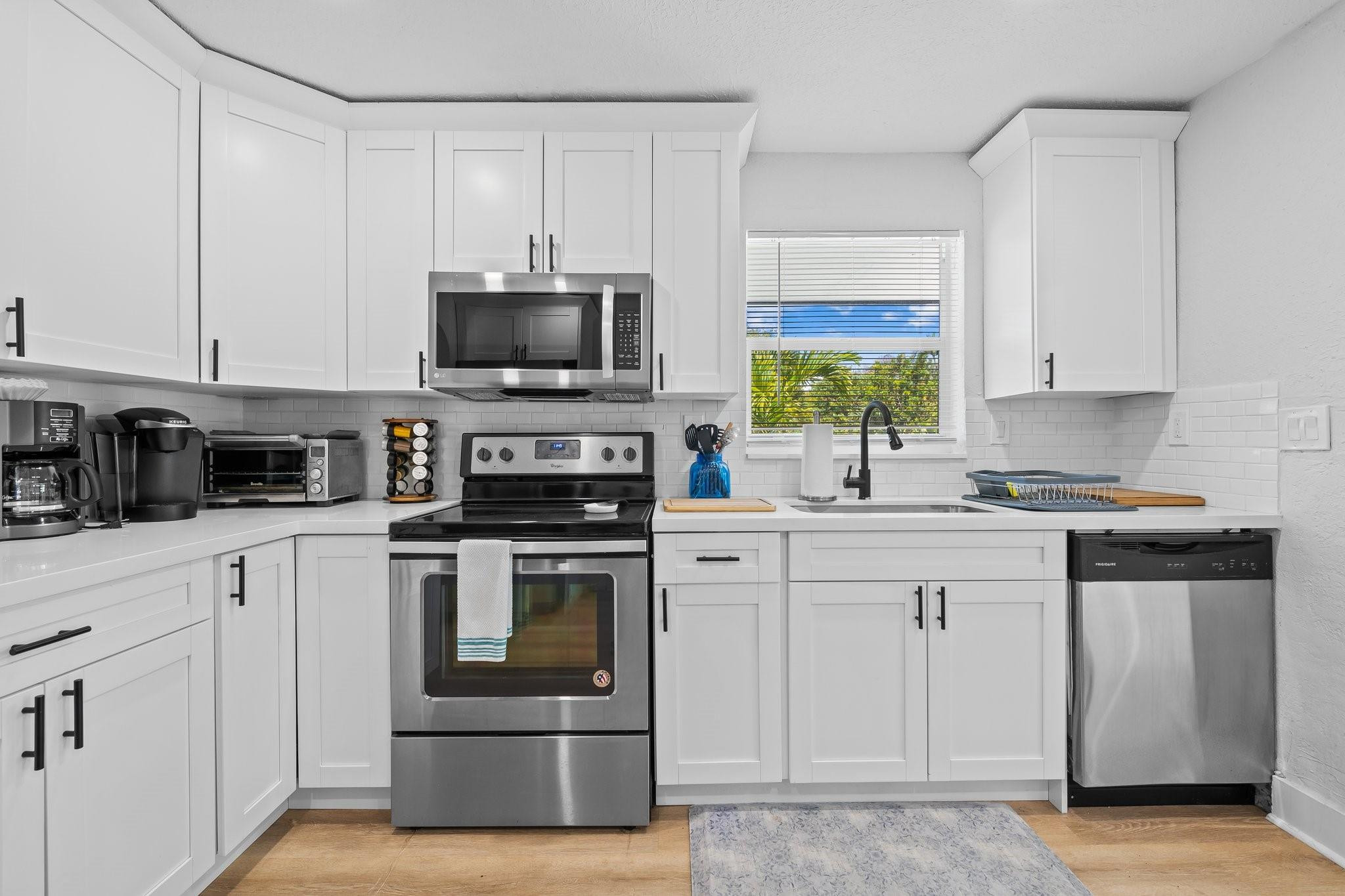 415 Southeast 3rd Avenue Delray Beach, FL 33483 - Photo 18 of 25 Photo 18