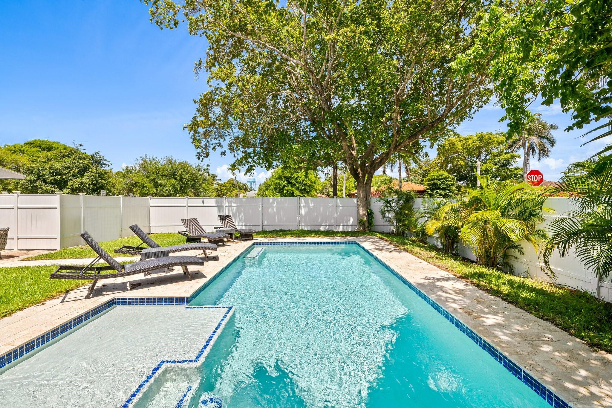 415 Southeast 3rd Avenue Delray Beach, FL 33483 - Photo 20 of 25 Photo 20