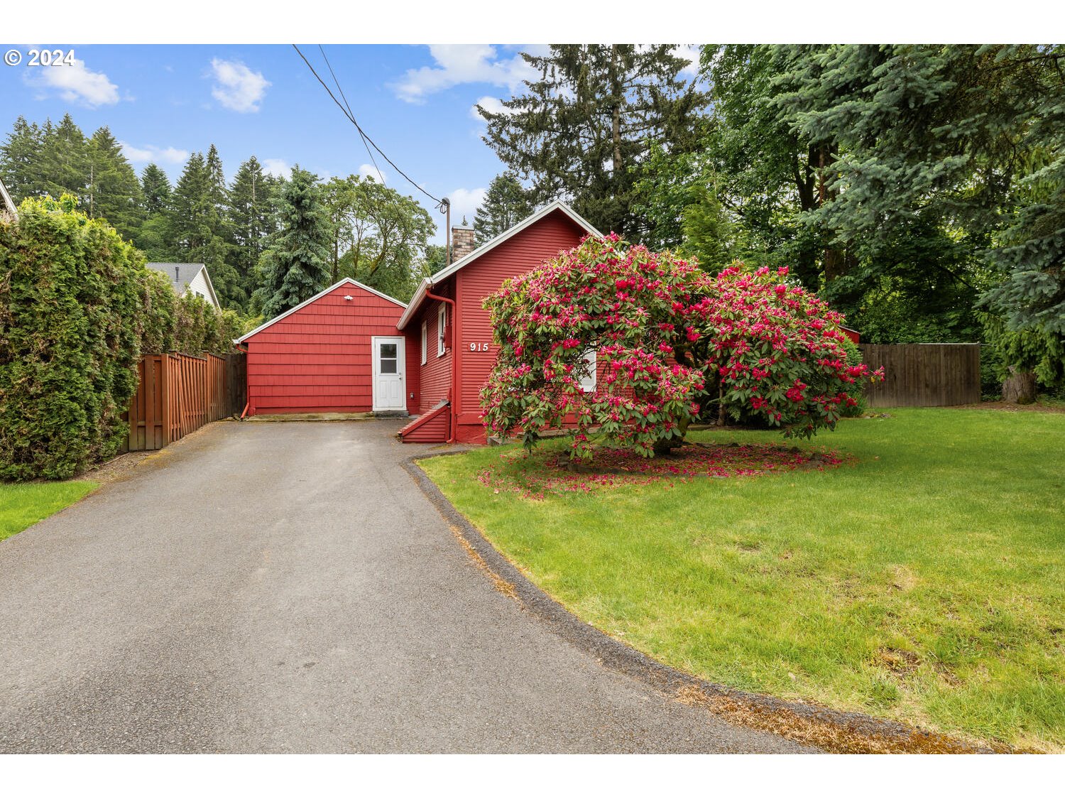 915 Pioneer Street Ridgefield, WA 98642 - Photo 3 of 38 Gallery Image 3