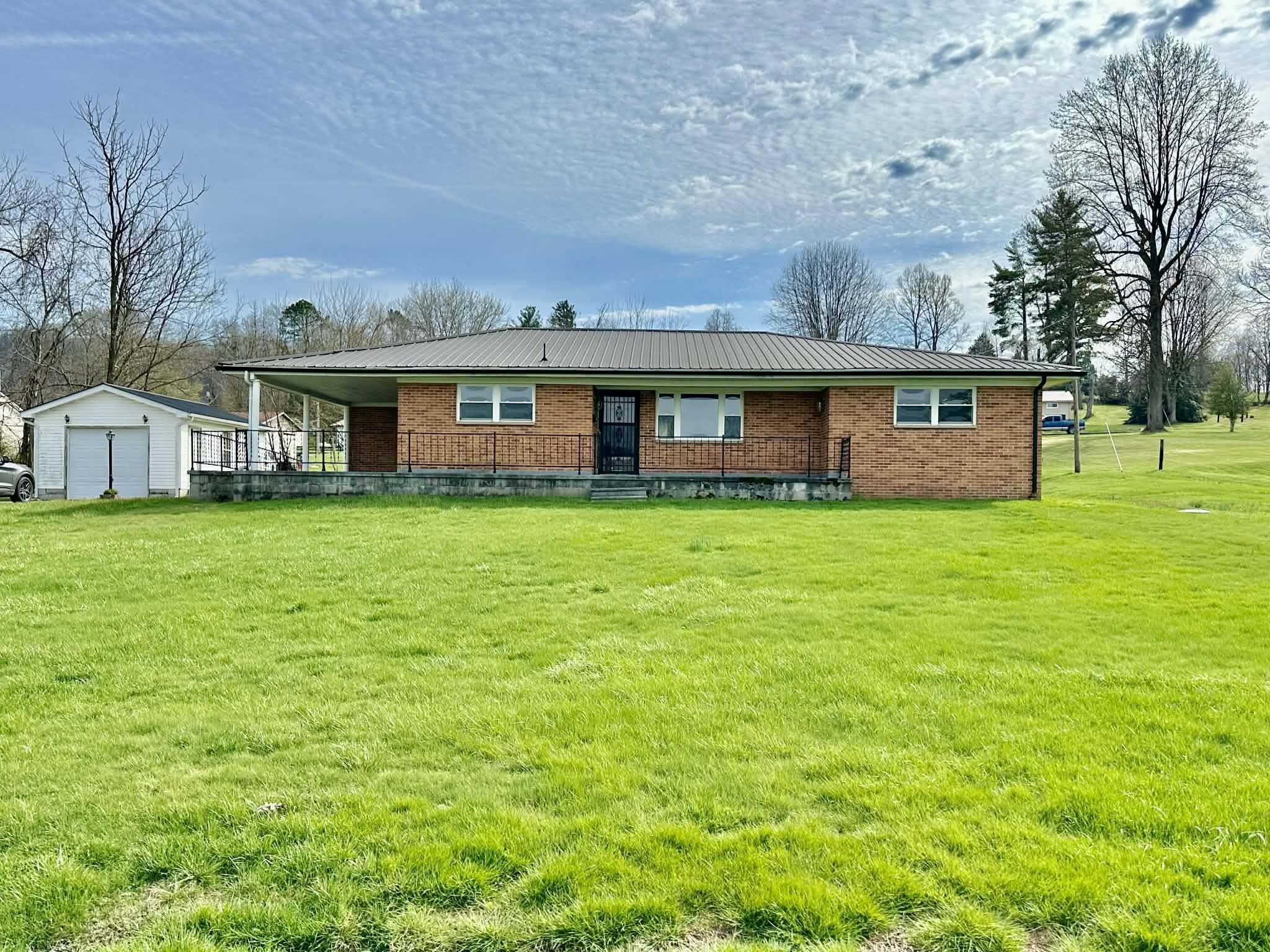 65 Riverview Addition 1 Garrison, KY 41141 - Photo 1 of 22