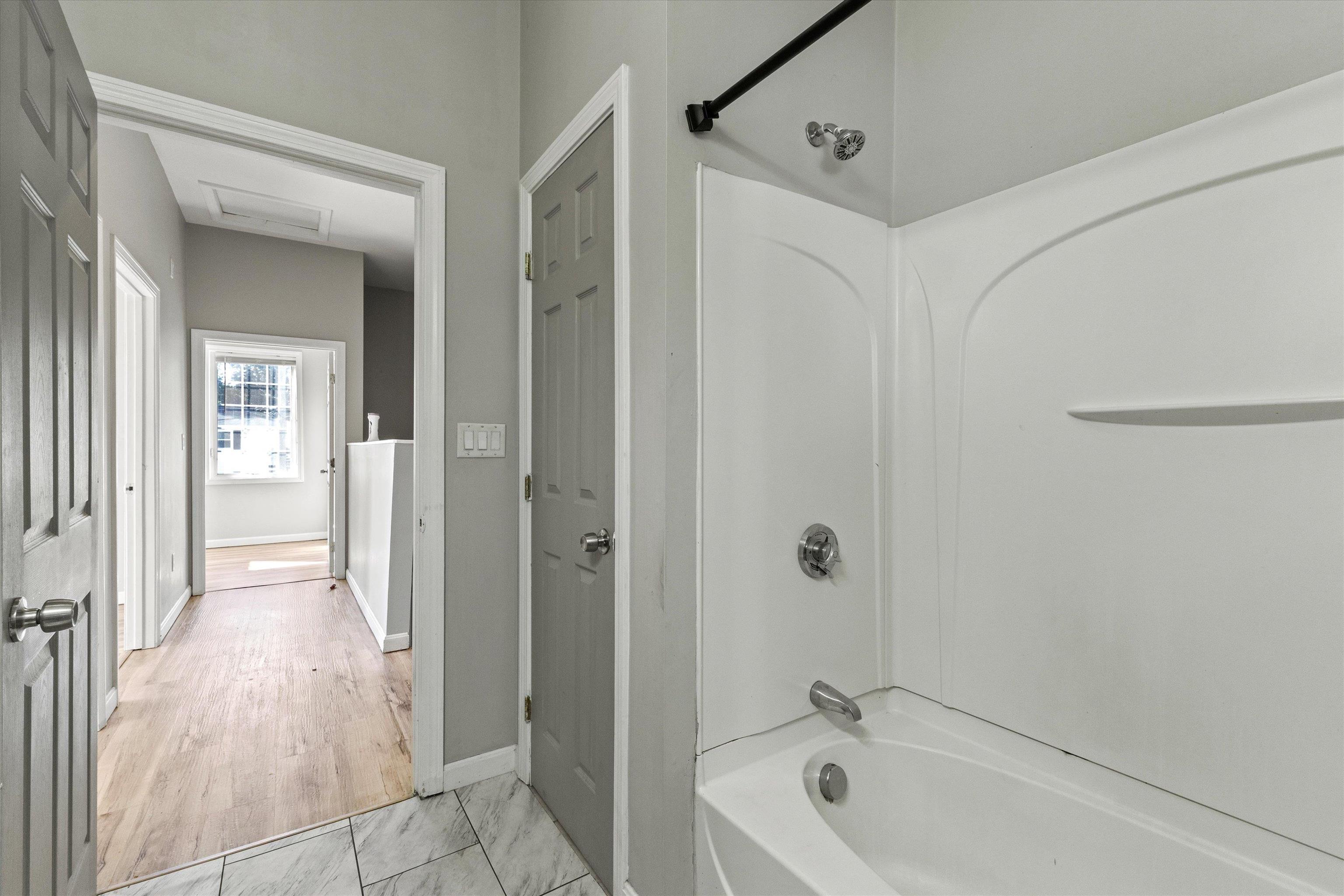 33 West Elmhurst Avenue, Unit B Manchester, NH 03103 - Photo 21 of 22