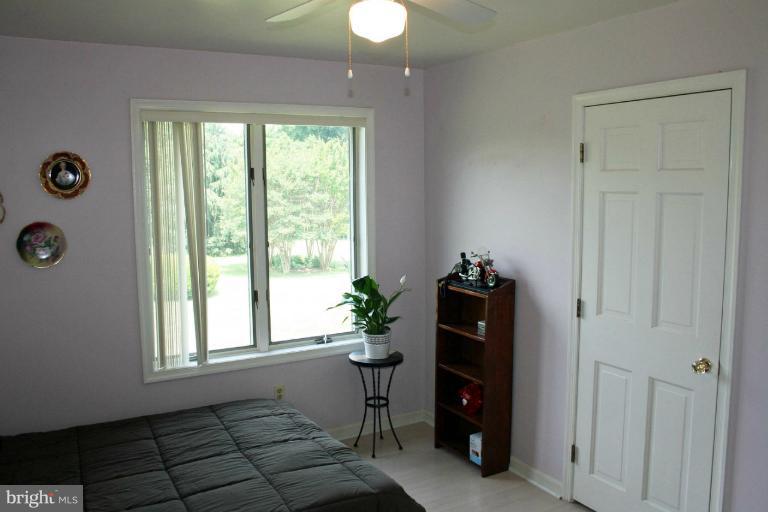 7323 New Cut Road Kingsville, MD 21087 - Photo 14 of 26 Bedroom