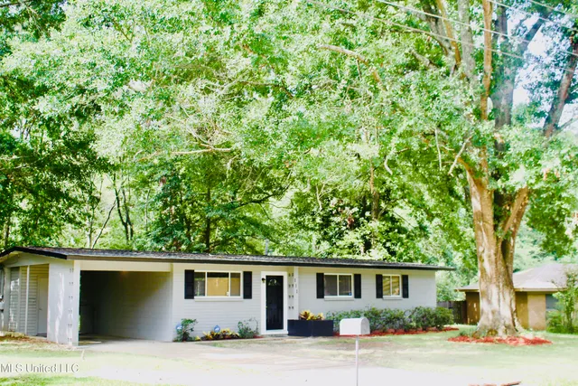 $83,000 | 111 Chatham Circle, Jackson, MS 39206