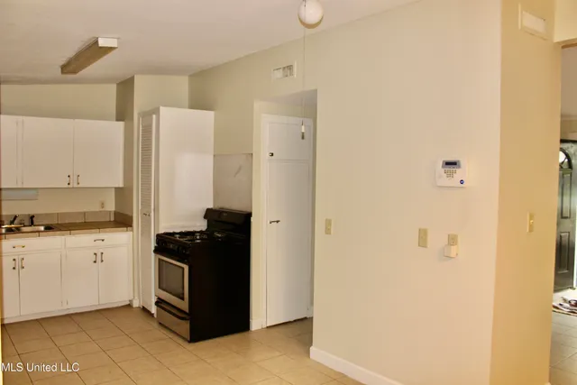 $83,000 | 111 Chatham Circle, Jackson, MS 39206