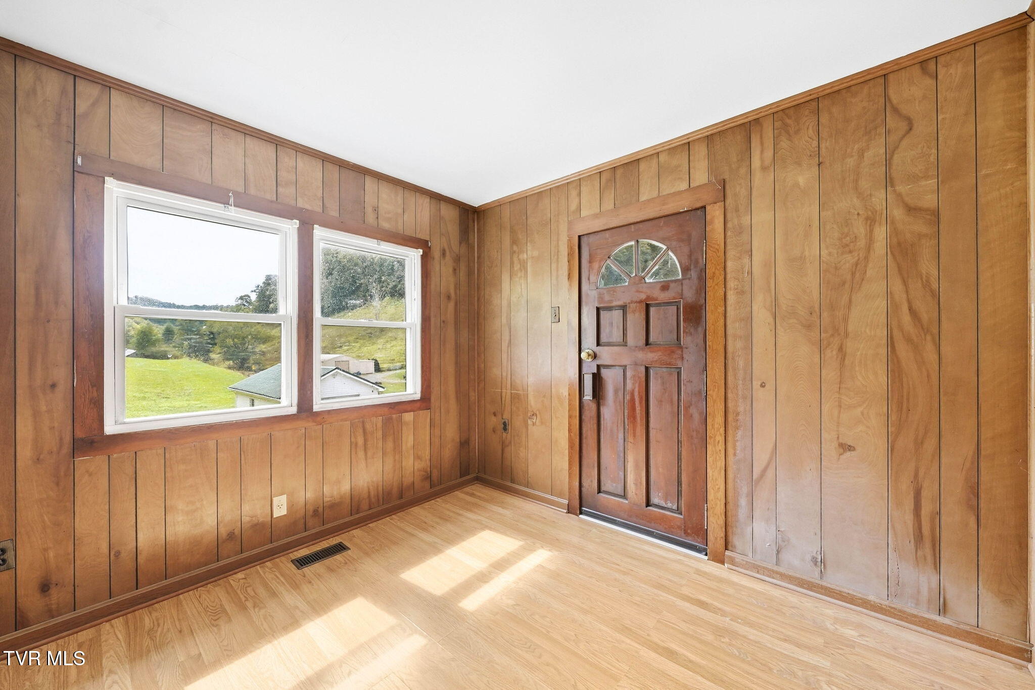 810 Rye Cove Memorial Road Gate City, VA 24251 - Photo 17 of 49 34-web-or-mls-810 Rye Cove Memorial Rd-4