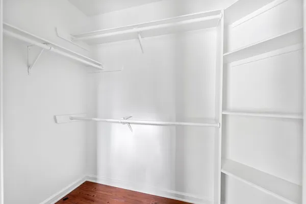 $1,050 | 7200 West T C Jester Boulevard, Unit 1004, Houston, TX 77088