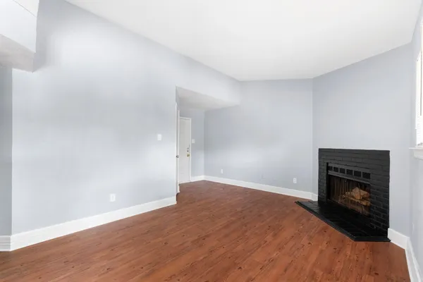 $1,050 | 7200 West T C Jester Boulevard, Unit 1004, Houston, TX 77088