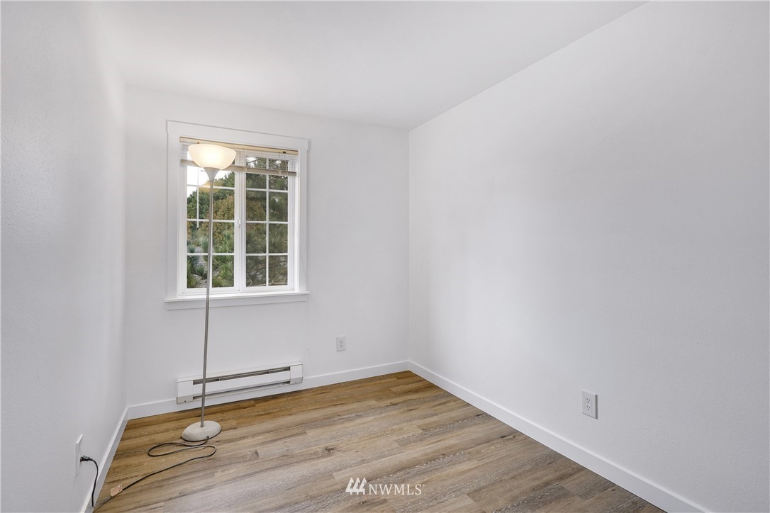 12404 East Gibson Road, Unit C201 Everett, WA 98204 - Photo 18 of 31 Gallery Image 18