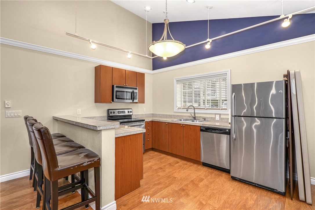 12404 East Gibson Road, Unit C201 Everett, WA 98204 - Photo 27 of 31 Gallery Image 27