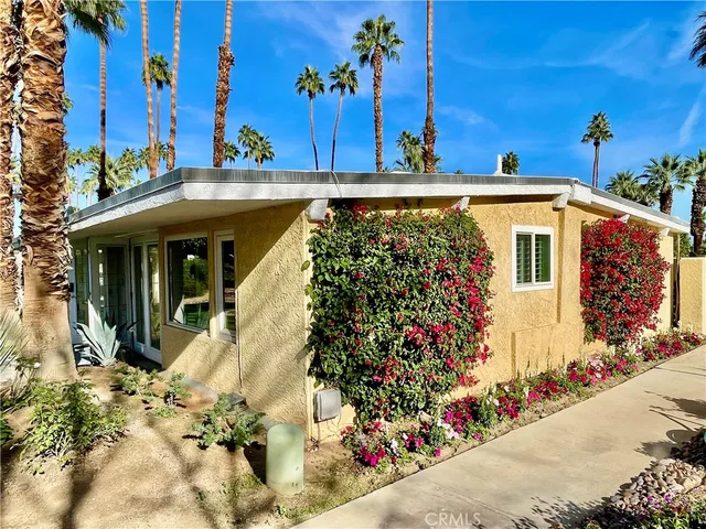 $563,000 | 40990 Paxton Drive, Unit 7, Rancho Mirage, CA 92270