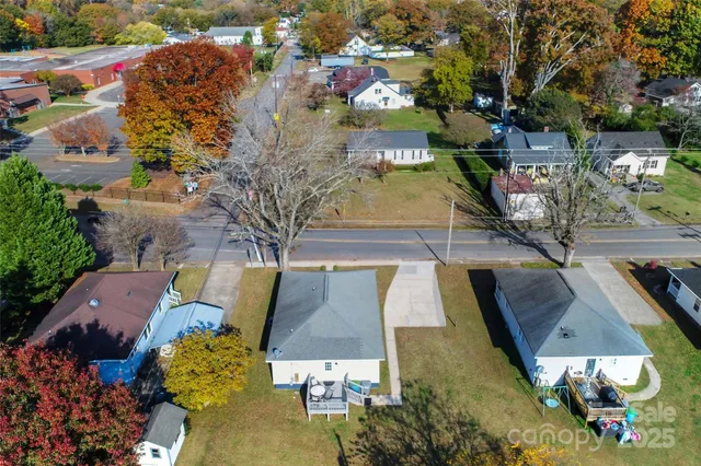 $329,900 | 399 Woodlawn Street, Belmont, NC 28012
