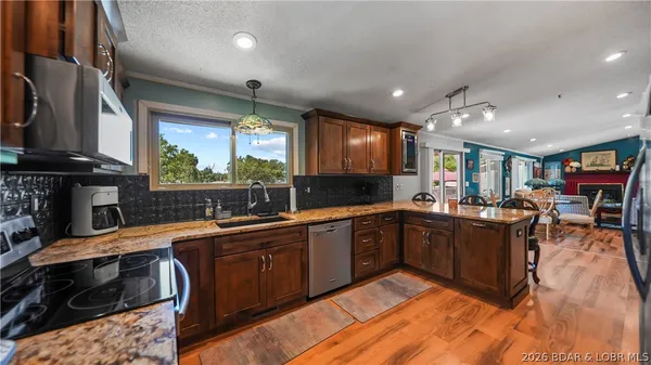 $599,000 | 74 Crystal Blue Drive, Sunrise Beach, MO 65079
