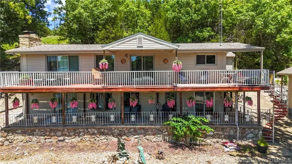 $599,000 | 74 Crystal Blue Drive, Sunrise Beach, MO 65079