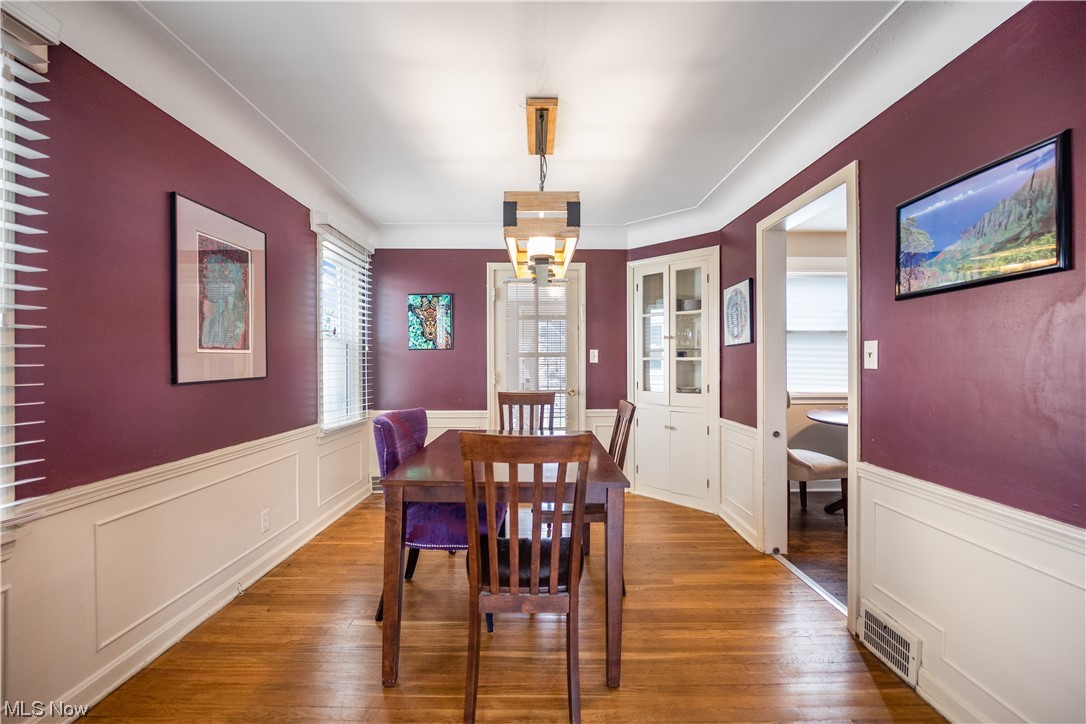 2605 Milton Road Cleveland, OH 44118 - Photo 7 of 44 Gallery Image 7