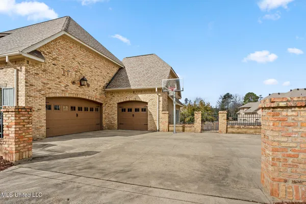 $774,000 | 302 Crimson Crowne, Flowood, MS 39232