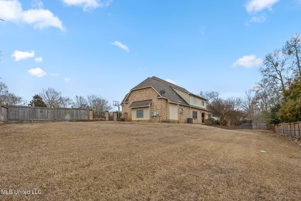 $799,000 | 302 Crimson Crowne, Flowood, MS 39232
