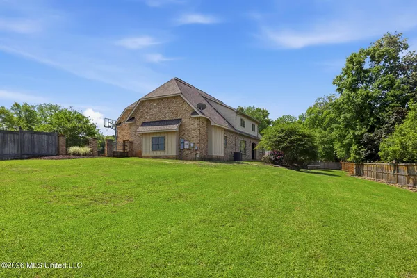 $774,000 | 302 Crimson Crowne, Flowood, MS 39232