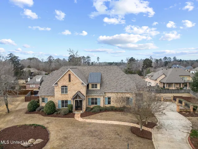 $845,000 | 302 Crimson Crowne, Flowood, MS 39232