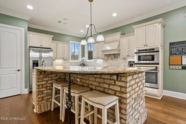 $845,000 | 302 Crimson Crowne, Flowood, MS 39232