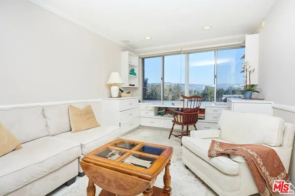 $6,450 | 865 Comstock Avenue, Unit 6A, Los Angeles, CA 90024