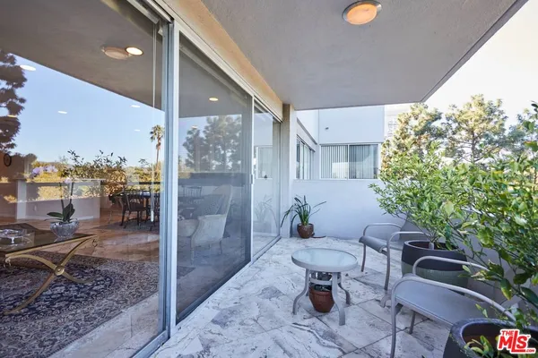 $6,450 | 865 Comstock Avenue, Unit 6A, Los Angeles, CA 90024