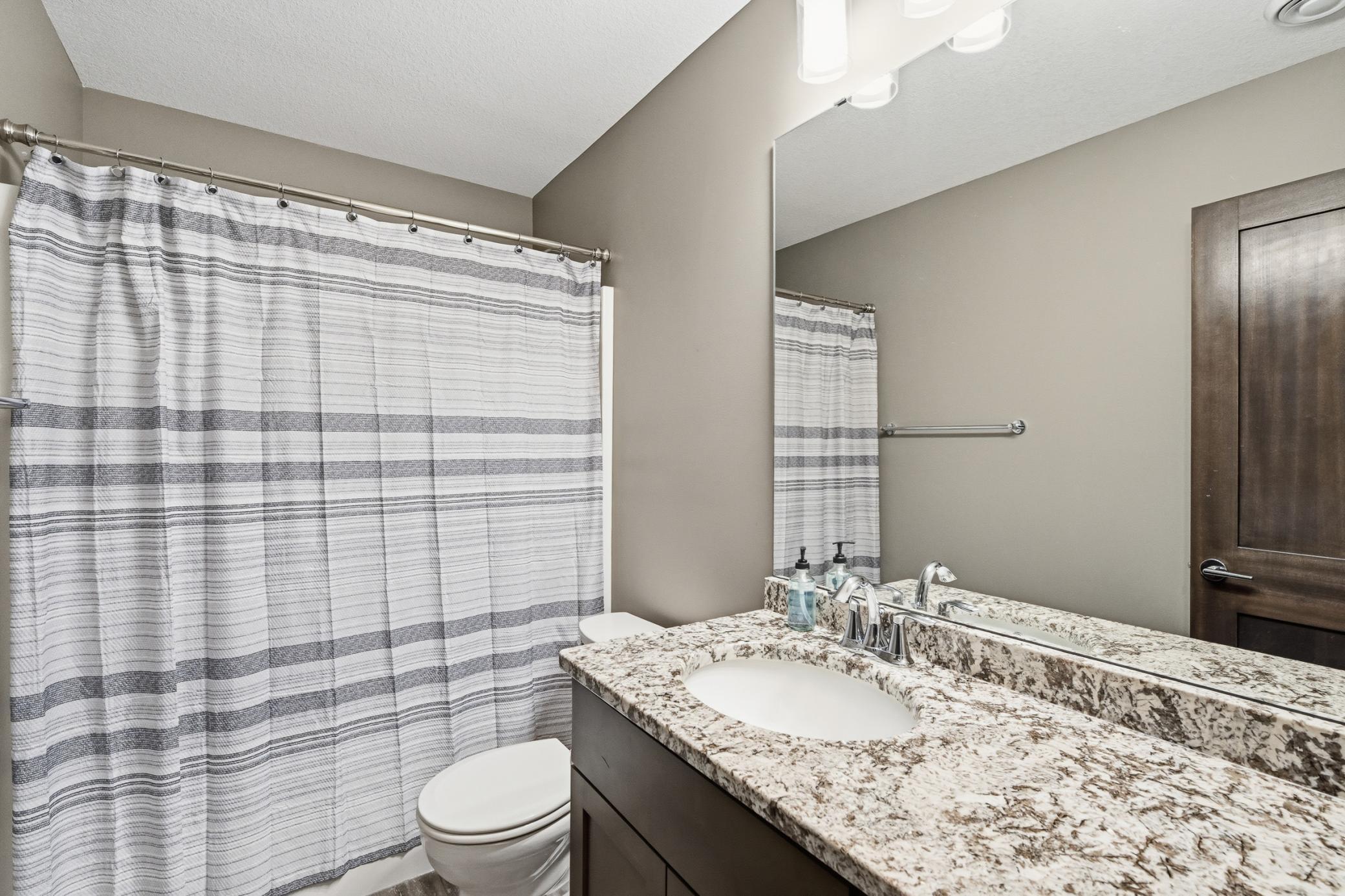 3911 Sunnydale Lane Southeast Rochester, MN 55904 - Photo 19 of 40