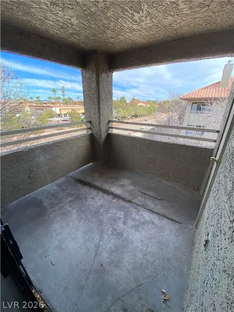 $1,325 | 5008 South Rainbow Boulevard, Unit 207, Las Vegas, NV 89103