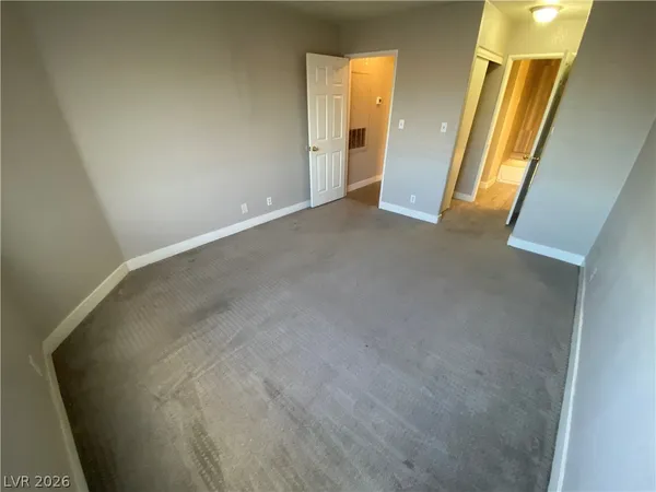 $1,325 | 5008 South Rainbow Boulevard, Unit 207, Las Vegas, NV 89103