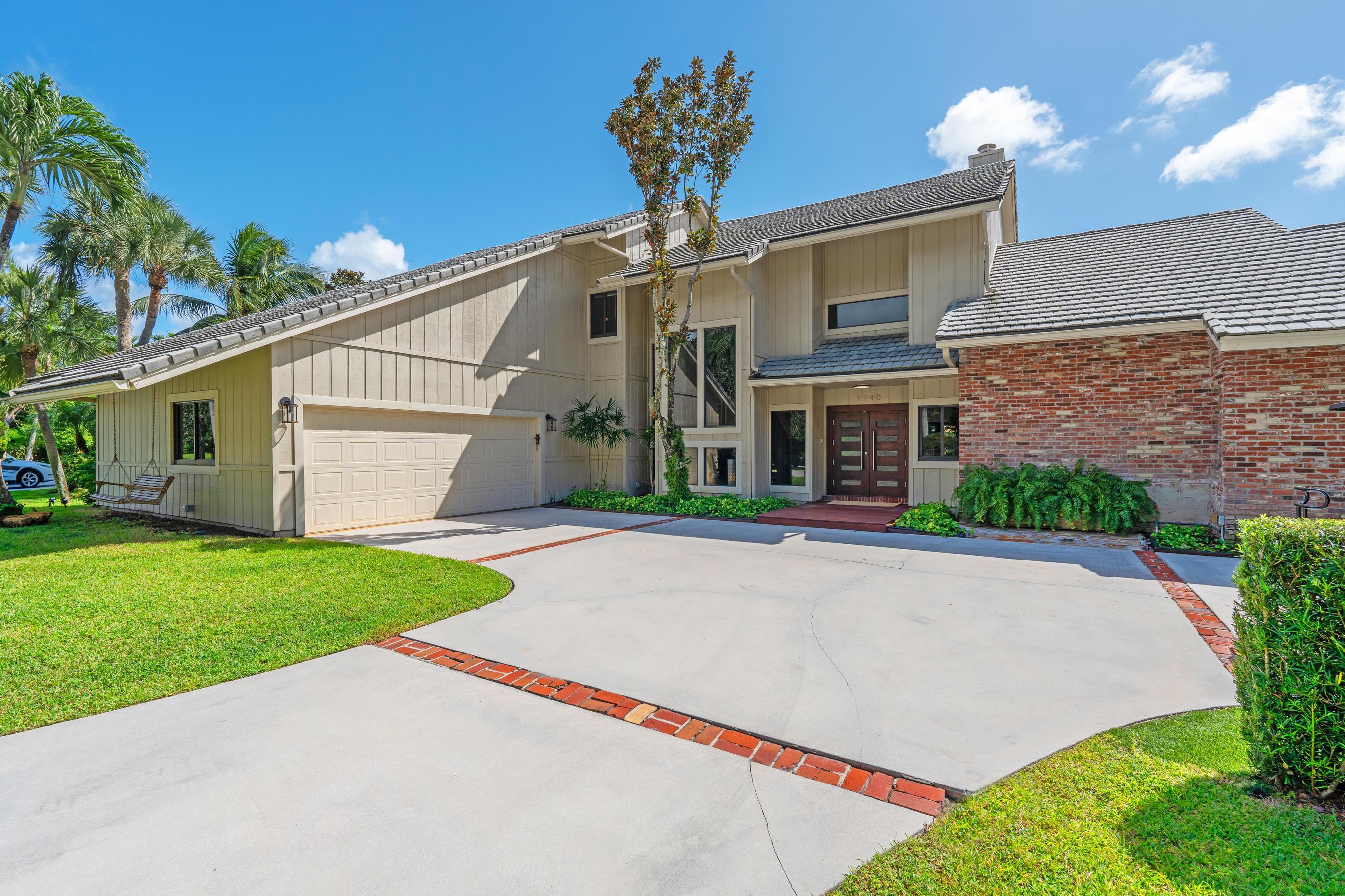 1940 Southwest 7th Street Boca Raton, FL 33486 - Photo 5 of 64 Front and Garage