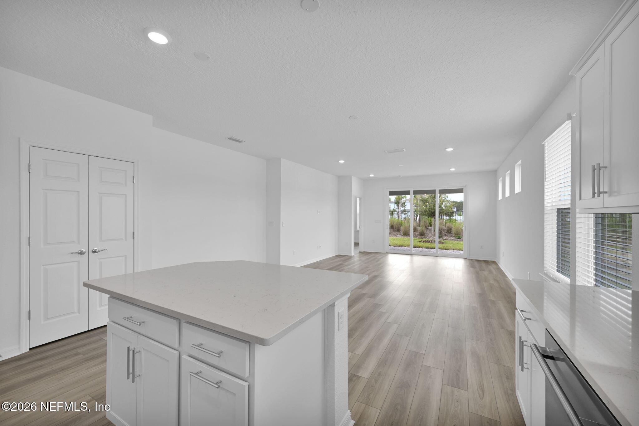 320 Ecliptic Loop Yulee, FL 32097 - Photo 10 of 52 Ellenwood Kitchen