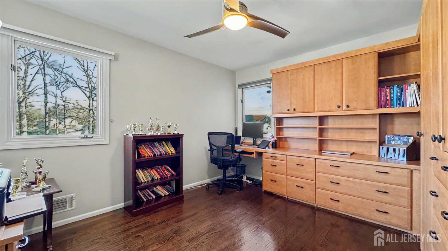 13 Lucille Court Edison, NJ 08820 - Photo 15 of 28