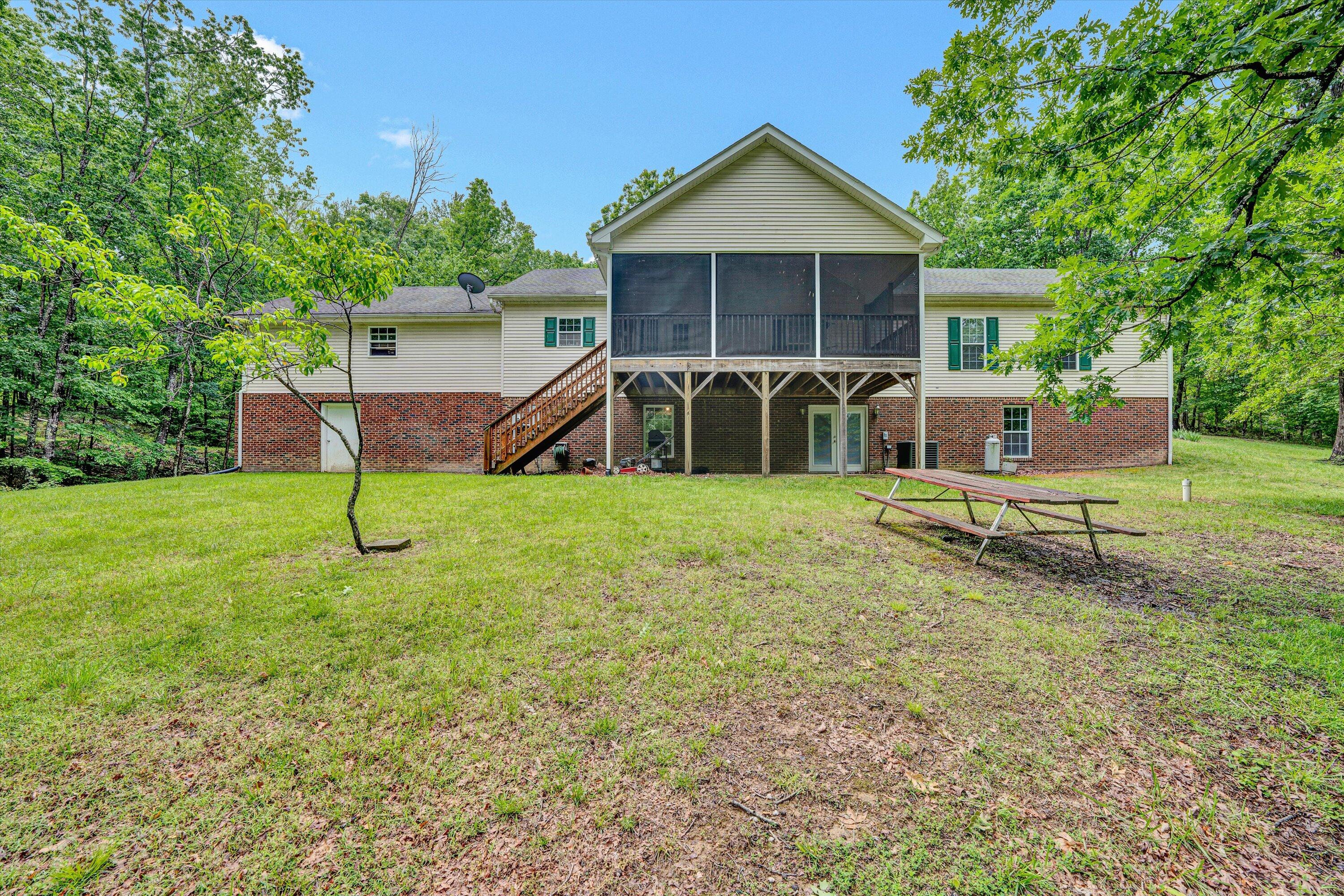 6570 Shingle Rdg Road Roanoke, VA 24018 - Photo 2 of 37 Backyard View