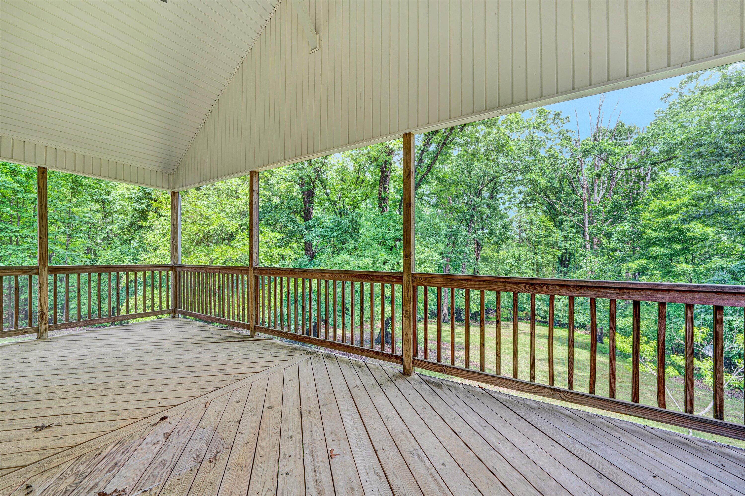 6570 Shingle Rdg Road Roanoke, VA 24018 - Photo 21 of 37 20-DSC00202
