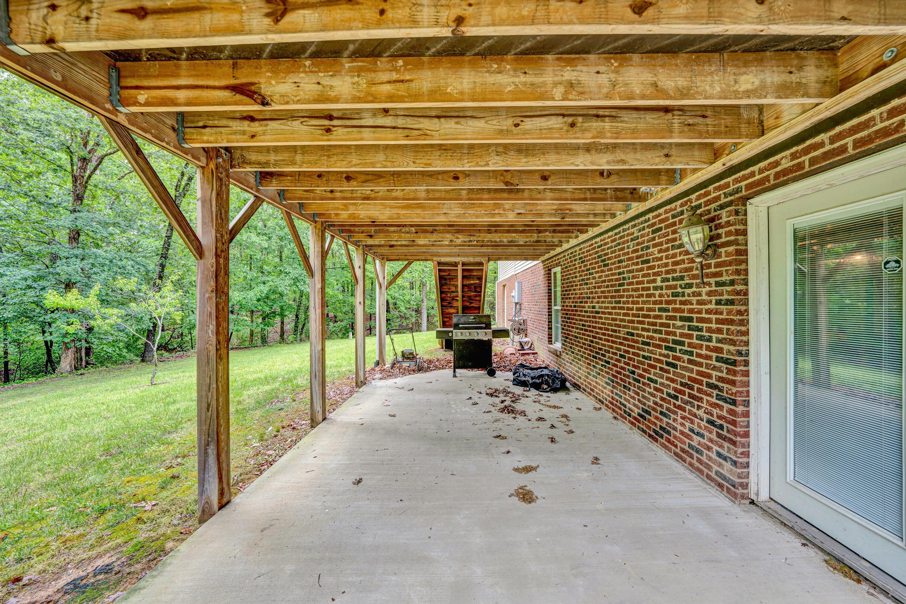 6570 Shingle Rdg Road Roanoke, VA 24018 - Photo 33 of 37 Lower Level Patio