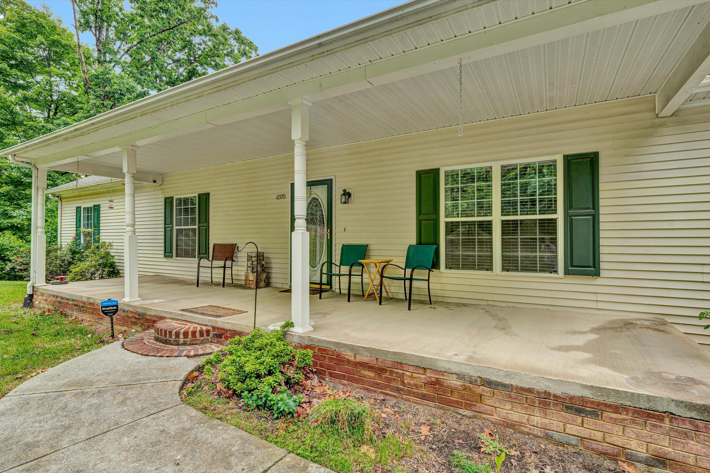 6570 Shingle Rdg Road Roanoke, VA 24018 - Photo 6 of 37 Covered Front Porch