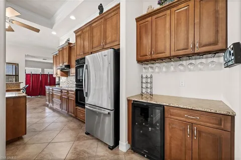 $929,000 | 2801 Southwest 33rd Street, Cape Coral, FL 33914