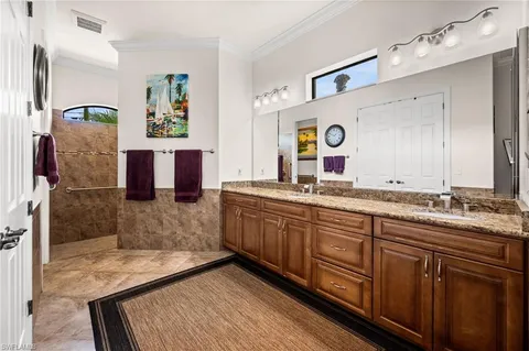 $929,000 | 2801 Southwest 33rd Street, Cape Coral, FL 33914