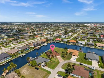 $929,000 | 2801 Southwest 33rd Street, Cape Coral, FL 33914