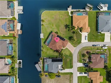 $929,000 | 2801 Southwest 33rd Street, Cape Coral, FL 33914